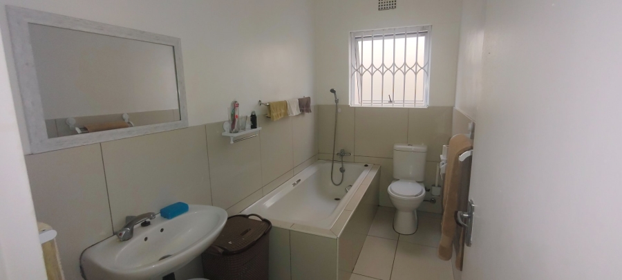 3 Bedroom Property for Sale in Rondevlei Park Western Cape